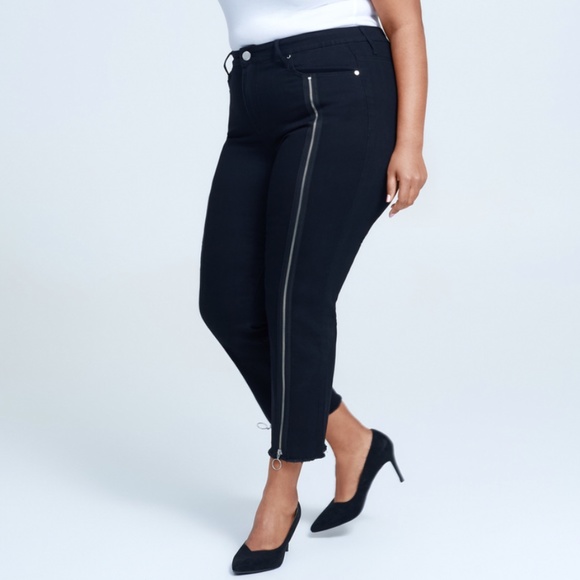 🆕Seven7 Cropped Jean wZippers - Picture 5 of 14